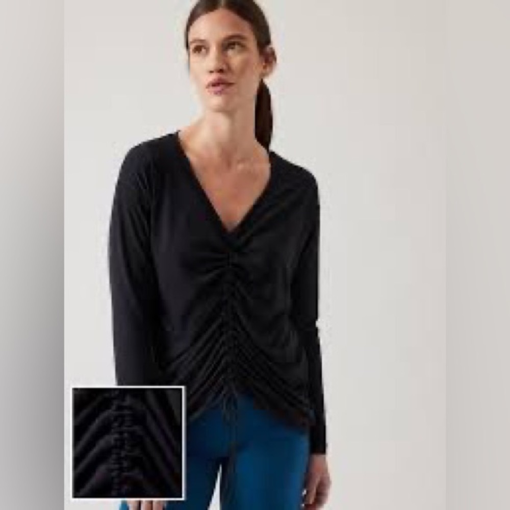 Athleta Crossover NWT $75 Ruched Black Top Knit Pullover Size Small